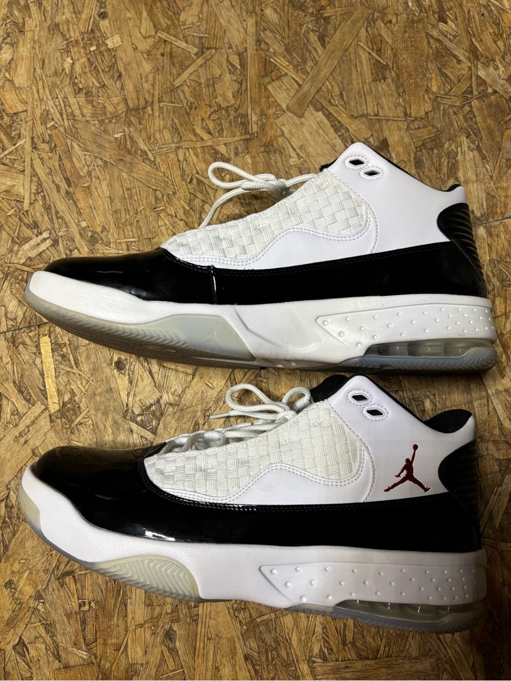 Jordan Men’s White Black Basketball Sneakers with Maroon Jumpman